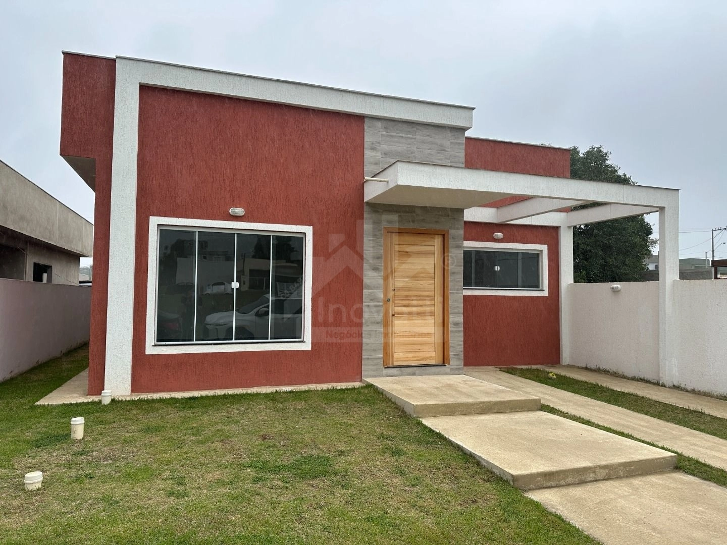Casa com 3 dormitórios à venda, 90 m² por R$ 450.000,00 - Ubatiba - Maricá/RJ