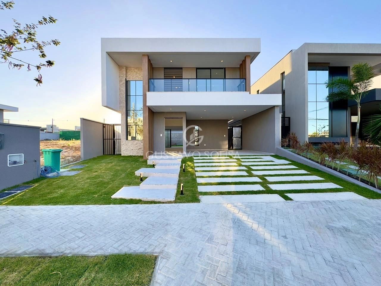 Casa com 4 dormitórios à venda, 263 m² por R$ 1.810.000,00 - Cidade Alpha - Eusébio/CE