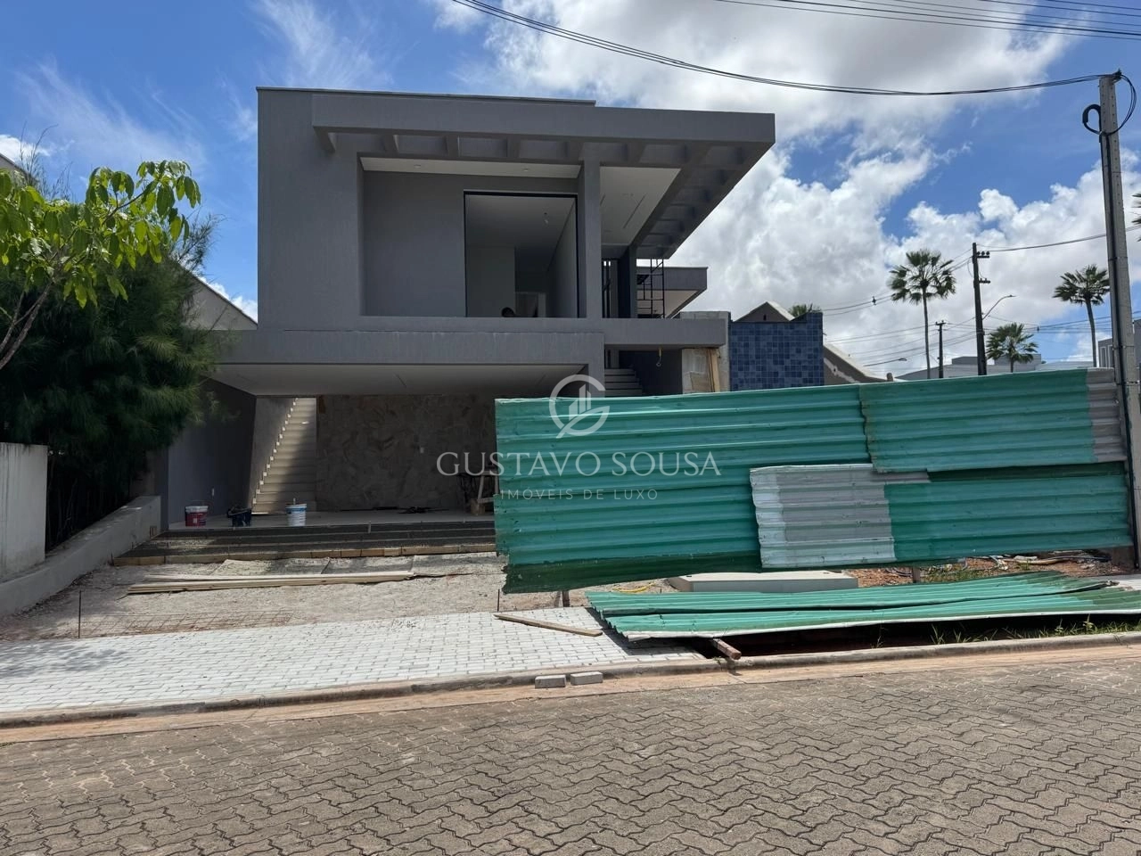Casa com 3 dormitórios para alugar, 220 m² por R$ 20.000/mês - Cidade Alpha - Eusébio/CE