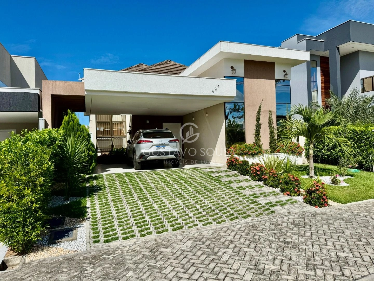 Casa com 3 dormitórios à venda, 172 m² por R$ 1.350.000,00 - Cidade Alpha - Eusébio/CE