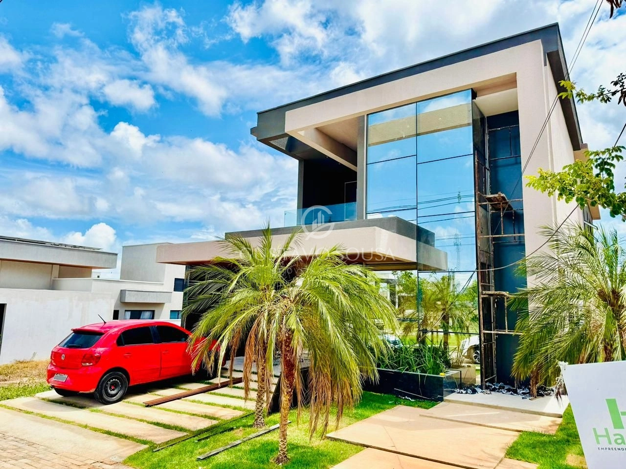 Casa à venda 4 suítes- localização exclusiva 285m2 Por R$ 2.100.000.00 - Cidade Alpha - Eusebio/Ce