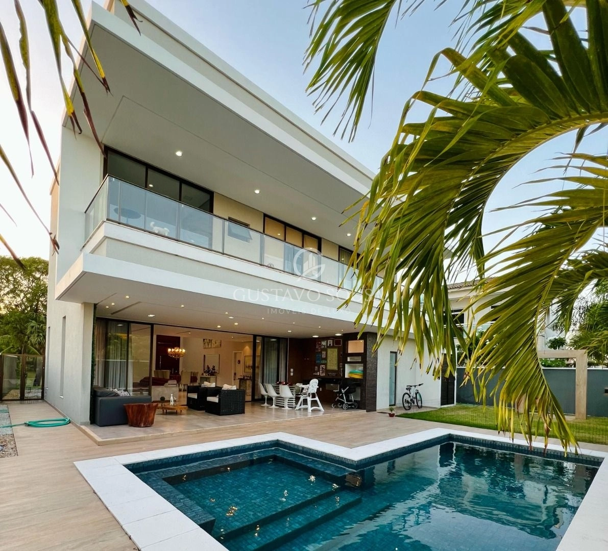 Casa com 4 dormitórios à venda, 365 m² por R$ 3.490.000 - Alphaville Fortaleza