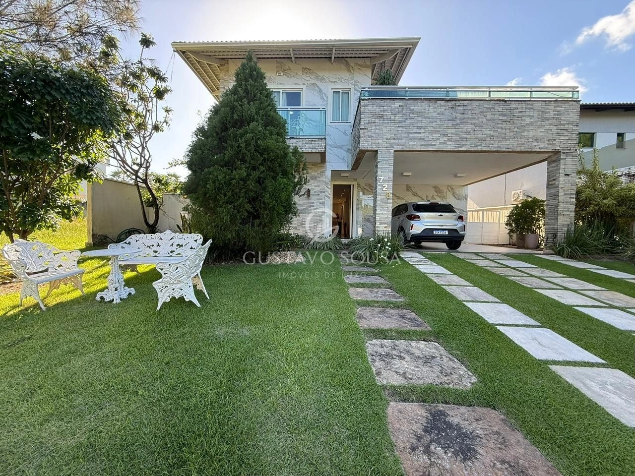 Casa com 4 dormitórios à venda por R$ 2.200.000 - Alphaville Eusébio .