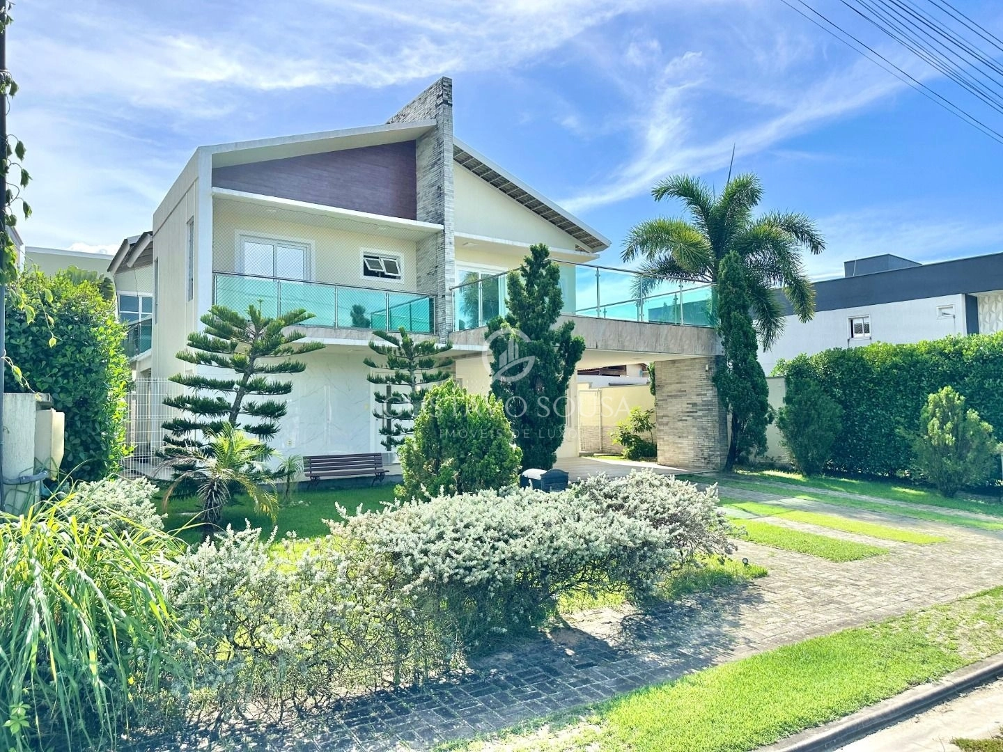 Casa no Alphaville Eusébio com 3 dormitórios à venda, 300 m² por R$ 2.490.000 - Alphaville Eusébio - Eusébio/CE