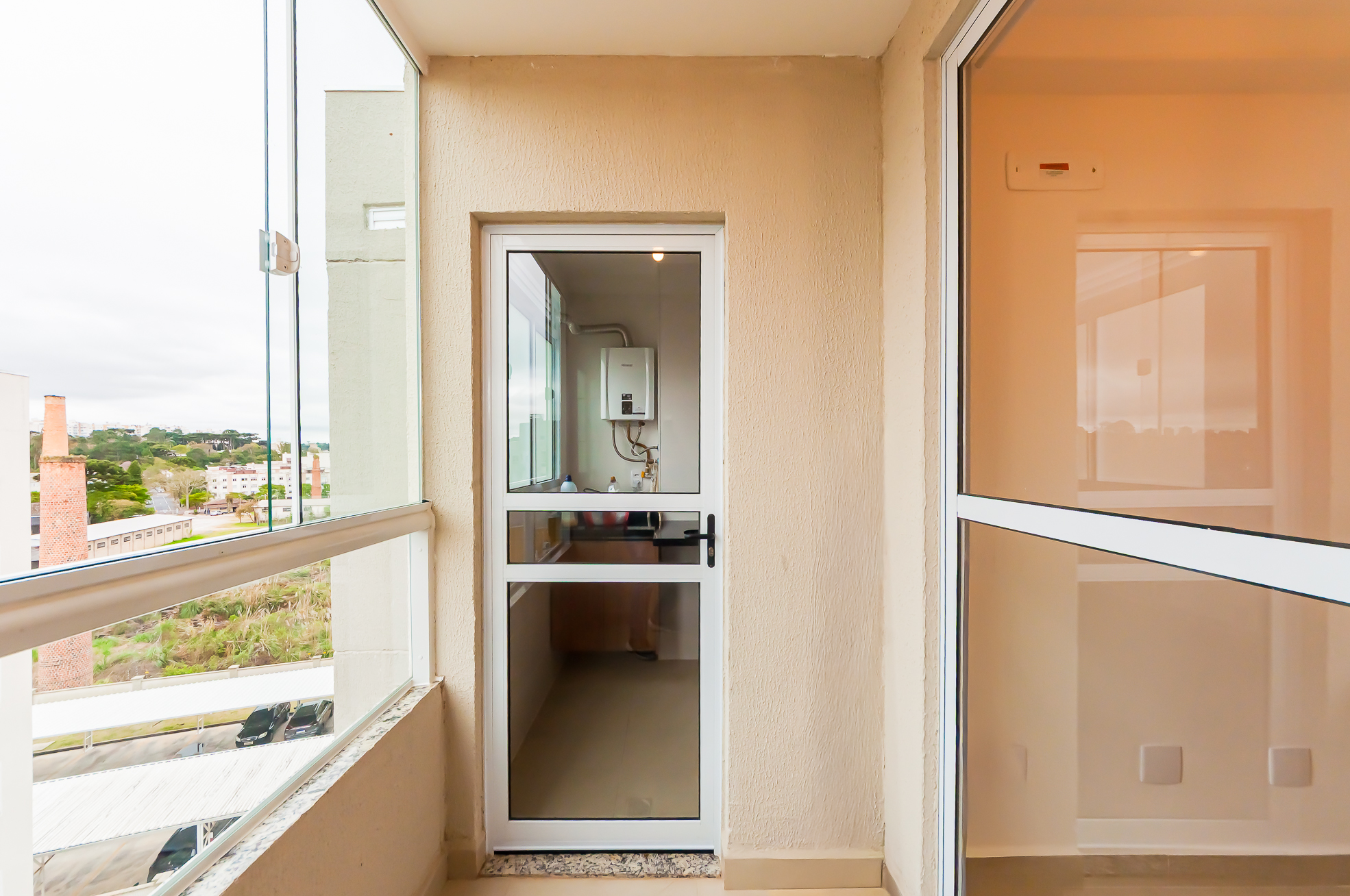 Apartamento à venda em Bacacheri, Curitiba — Fava Imóveis