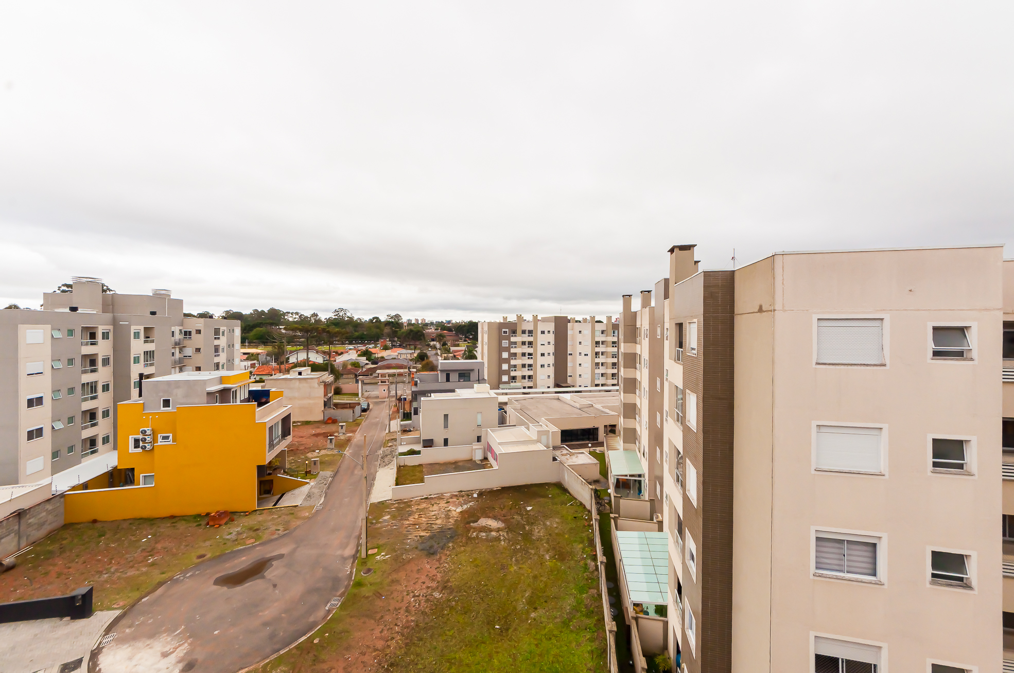 Apartamento à venda em Bacacheri, Curitiba — Fava Imóveis