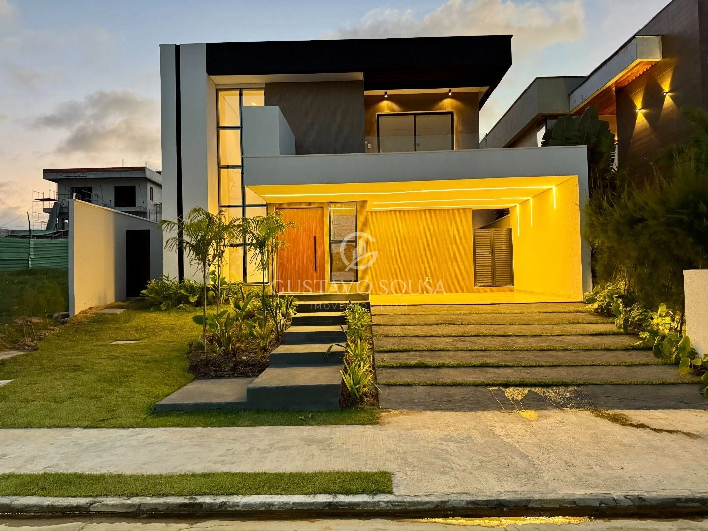 Casa com 4 dormitórios à venda, 210 m² por R$ 1.300.000,00 - Cidade Alpha - Eusébio/CE