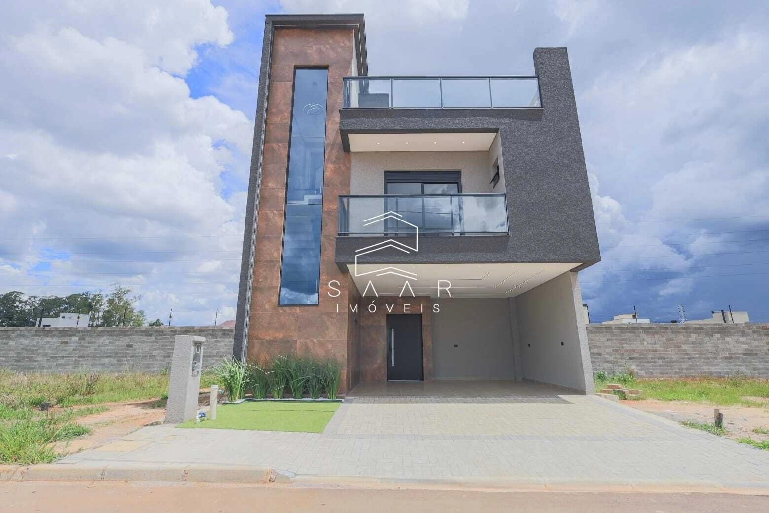 Triplex | Alto Padrão | Costeira