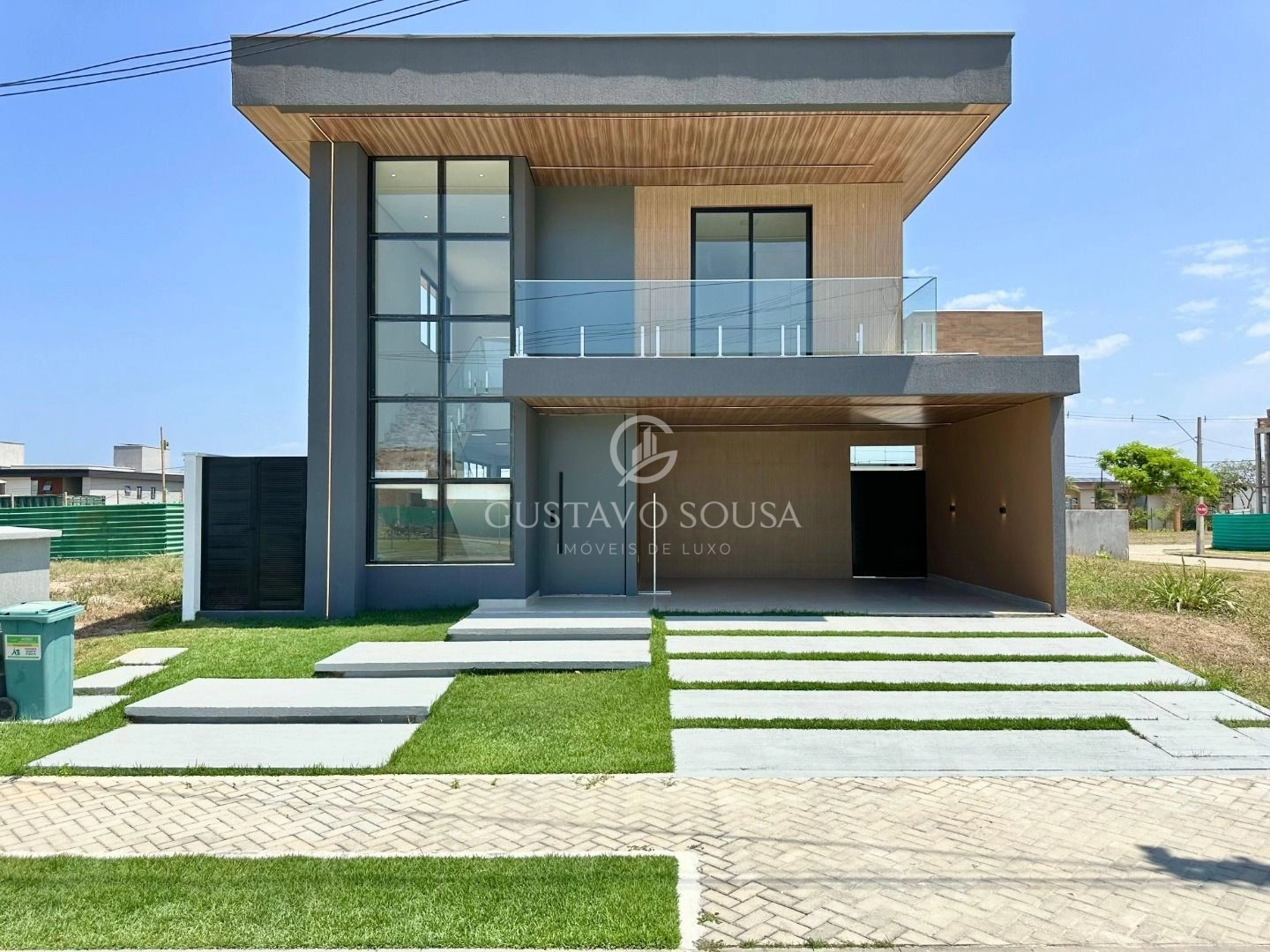 Casa com 5 dormitórios à venda, 261 m² por R$ 1.850.000,00 - Cidade Alpha - Eusébio/CE