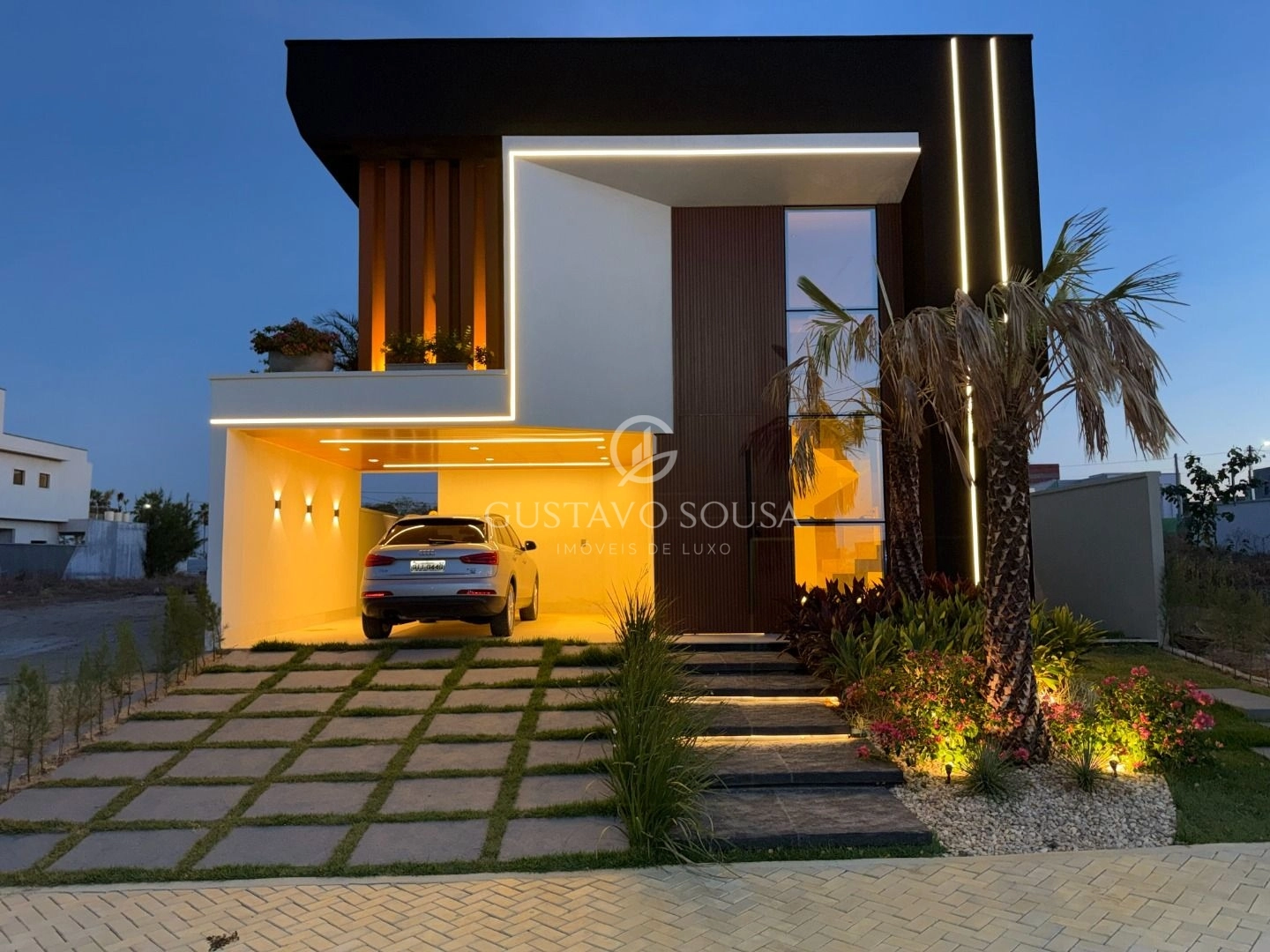 Casa com 3 dormitórios à venda, 235 m² por R$ 1.490.000,00 - Cidade Alpha - Eusébio/CE