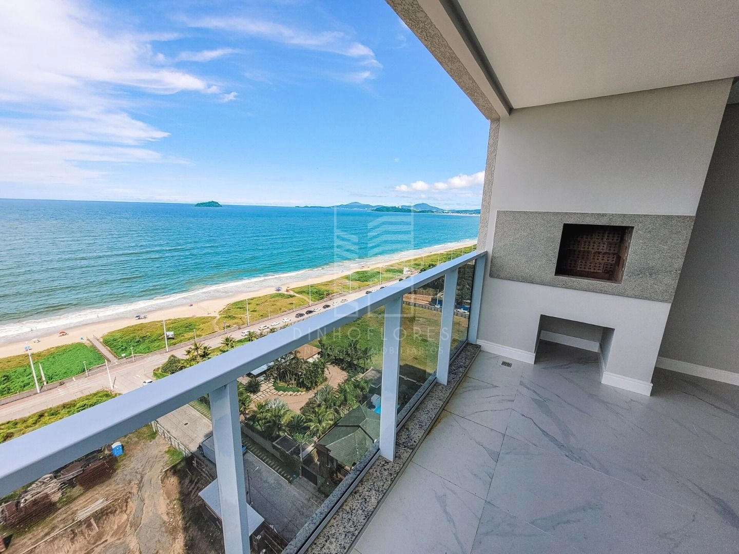 Sunset Tower - Apartamento FRENTE MAR com 3 suítes à venda, 126 m² por R$ 2.200.000 - Itacolomi - Balneário Piçarras/SC
