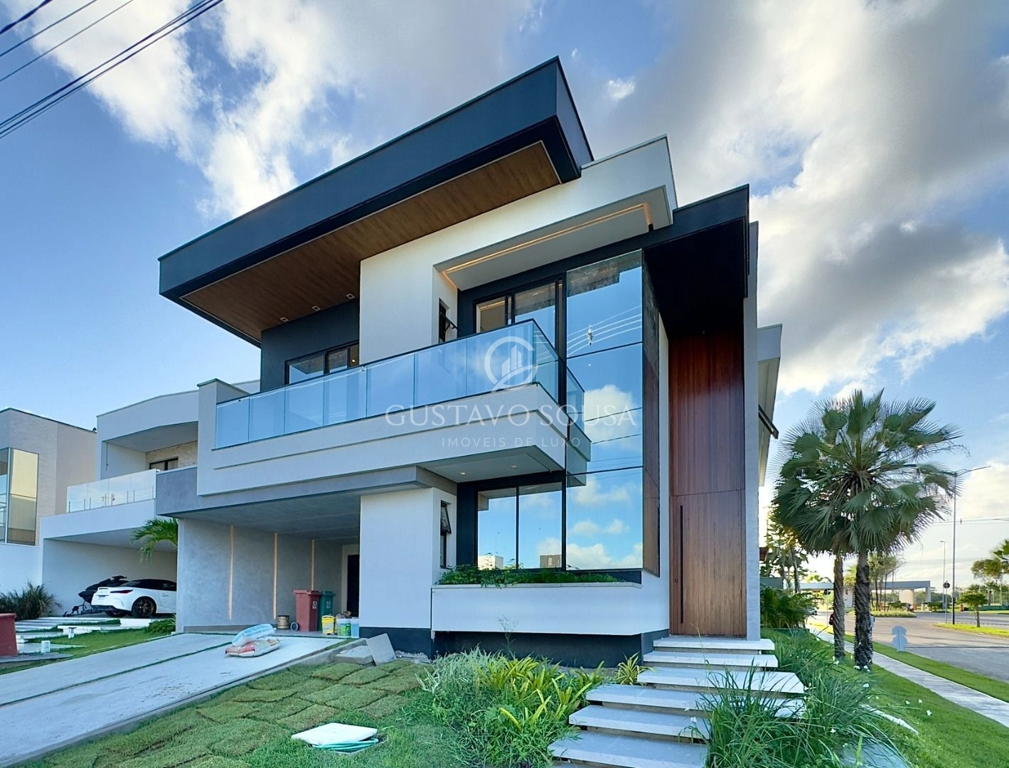 Casa com 4 dormitórios à venda, 306 m² por R$ 2.050.000,00 - Cidade Alpha - Eusébio/CE
