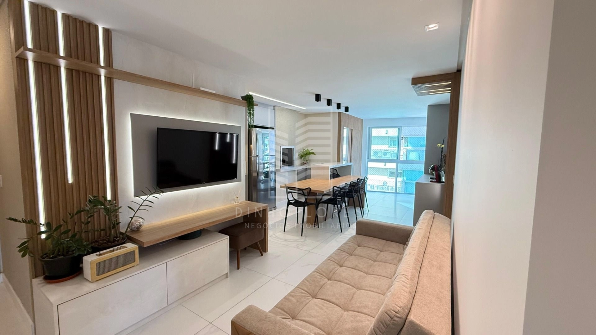 Apartamento com 3 dormitórios à venda, 94 m² por R$ 1.650.000 - Itacolomi - Balneário Piçarras/SC