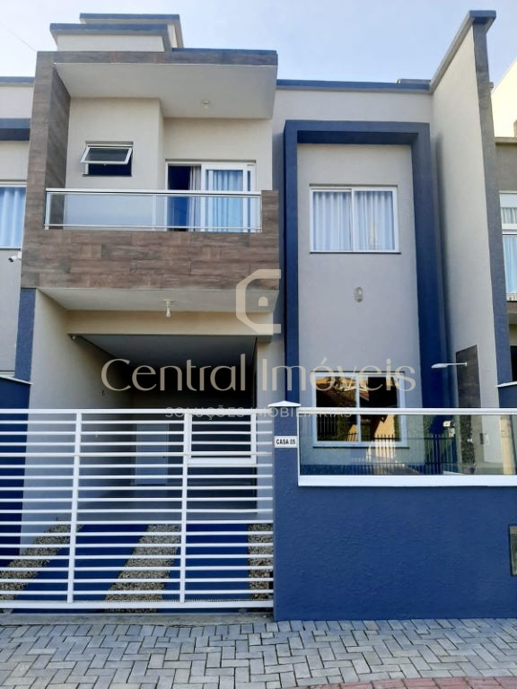 Lindo Sobrado Geminado Mobiliado - Itacolomi - Balneário Piçarras