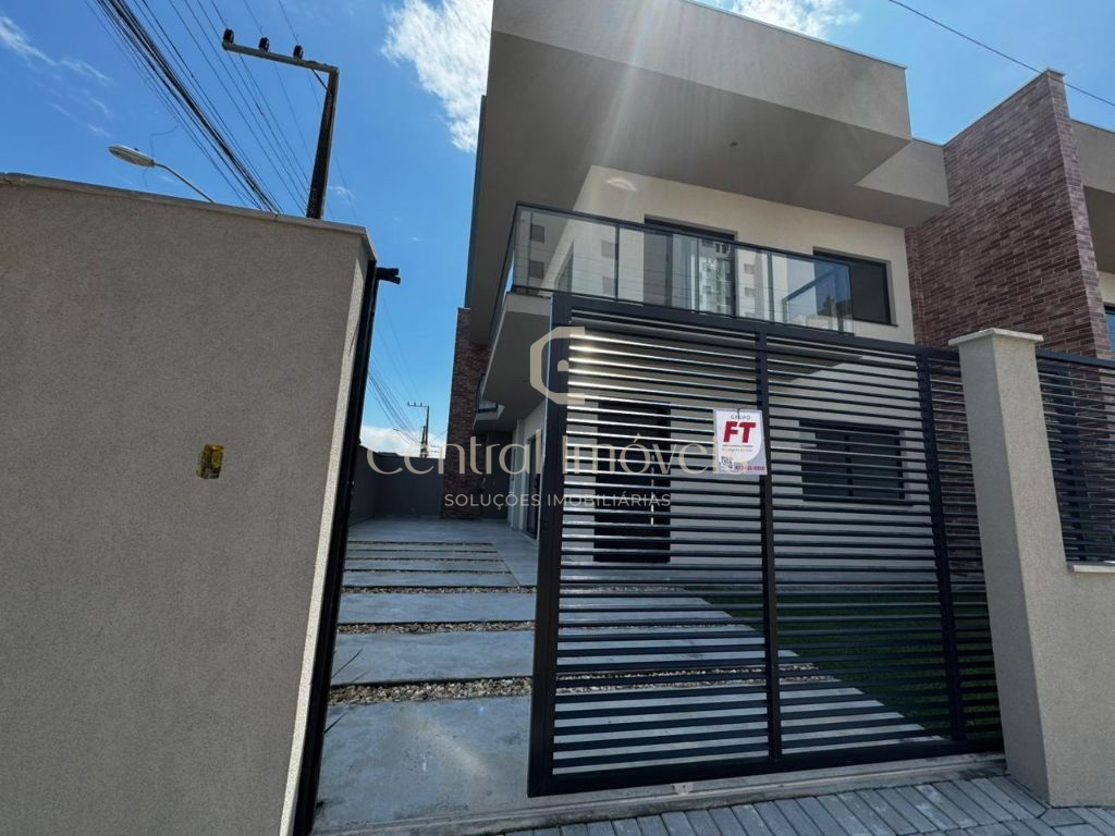 Sobrado no Residencial Verona em Barra Velha