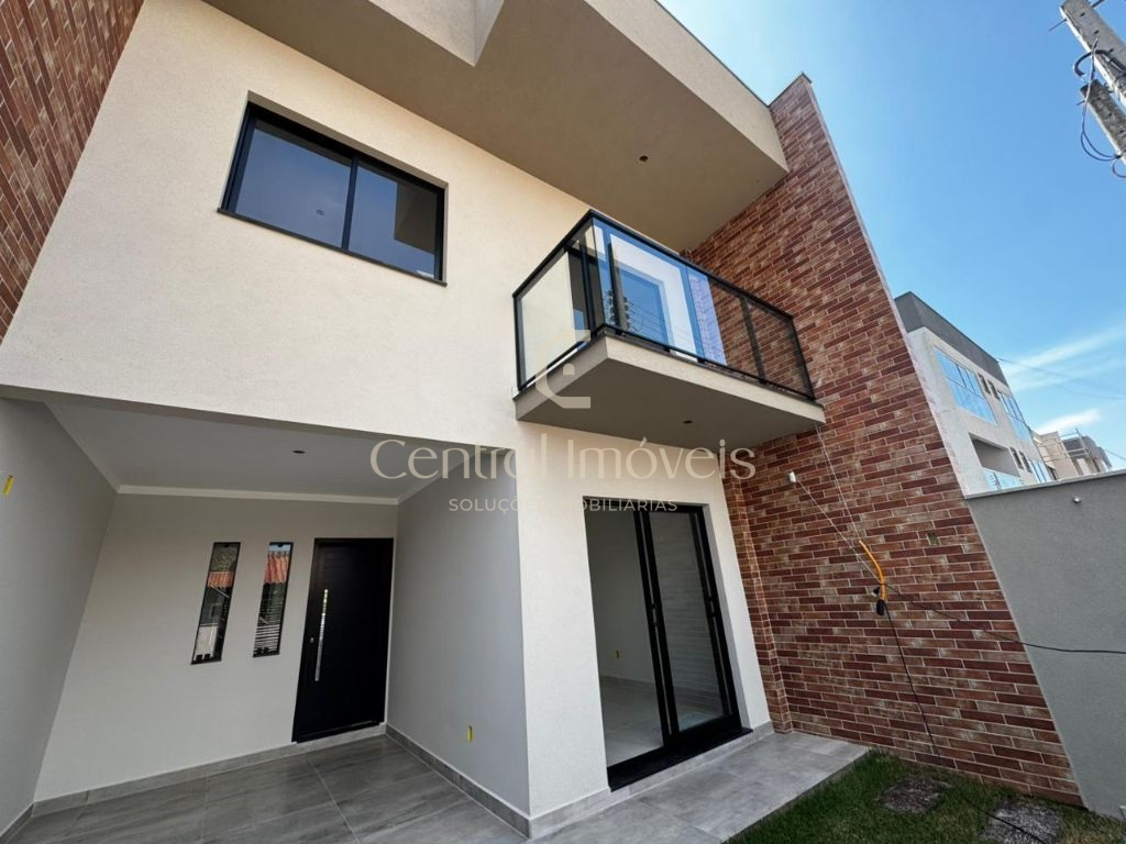 Sobrado no Residencial Verona em Barra Velha