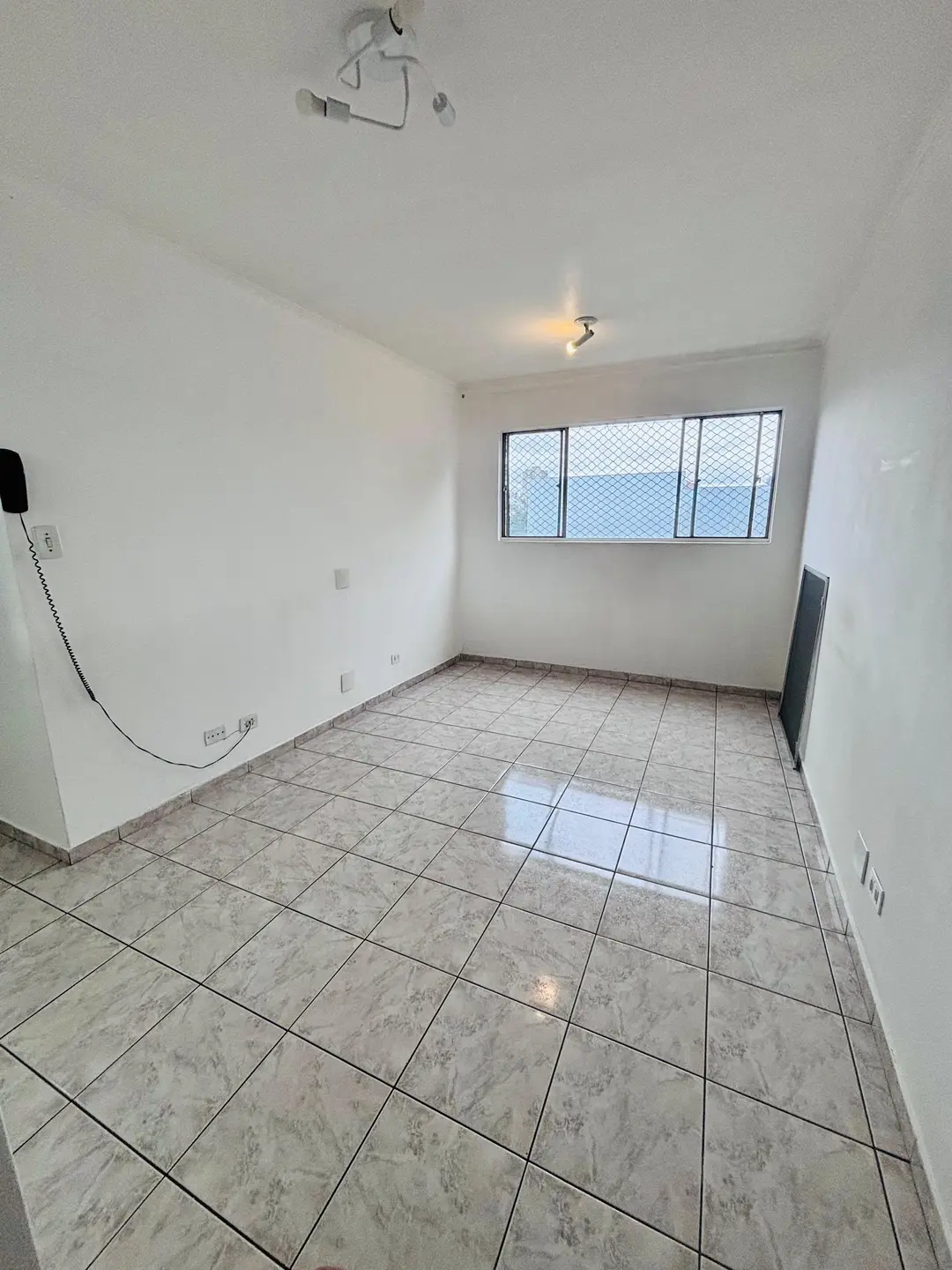 Apartamento | Venda | Parque Independência 59 m2 com 1 vaga de garagem coberta e fixa