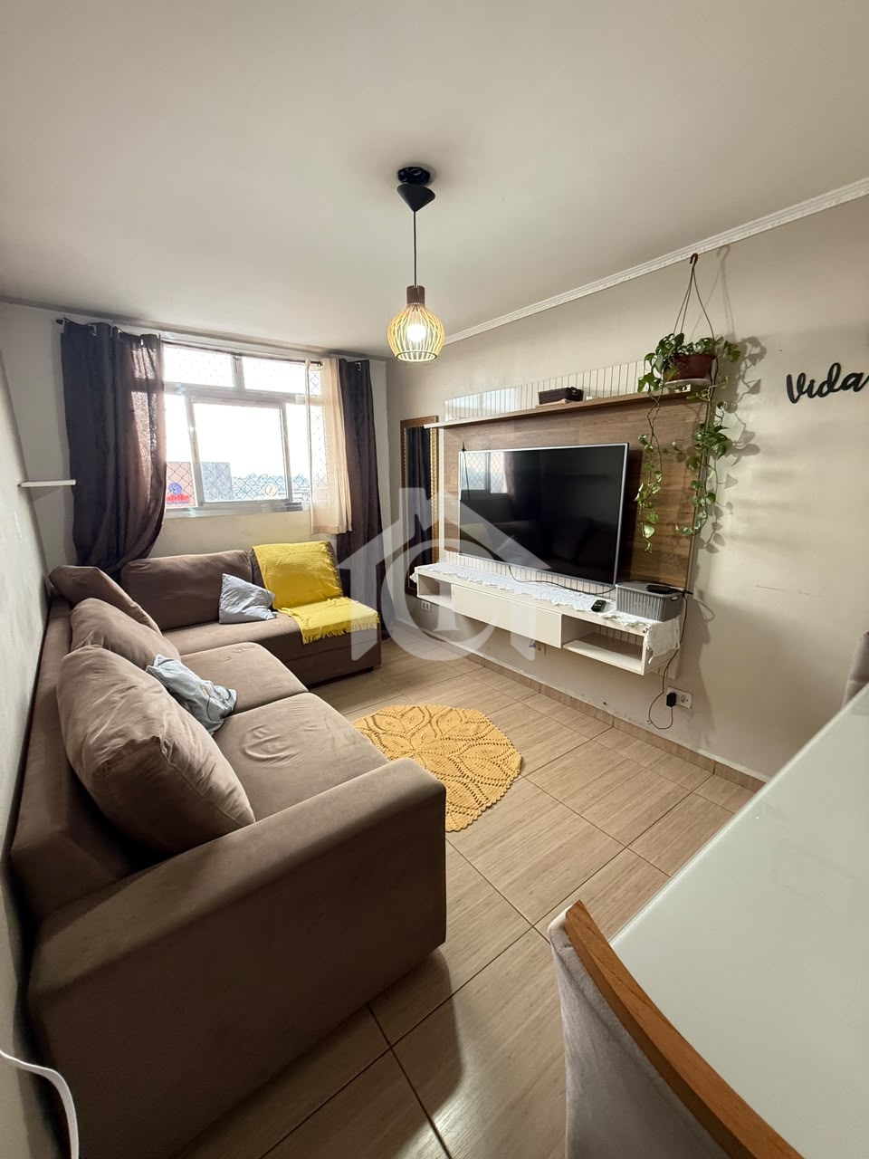 Apartamento com 3 dormitórios e 2 vagas à venda na Avenida Cupecê em São Paulo