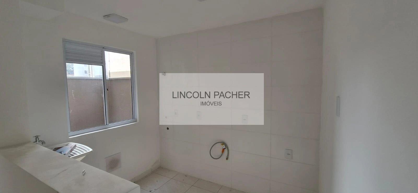 AP Térreo para locação, próximo ao hospital do Rocio