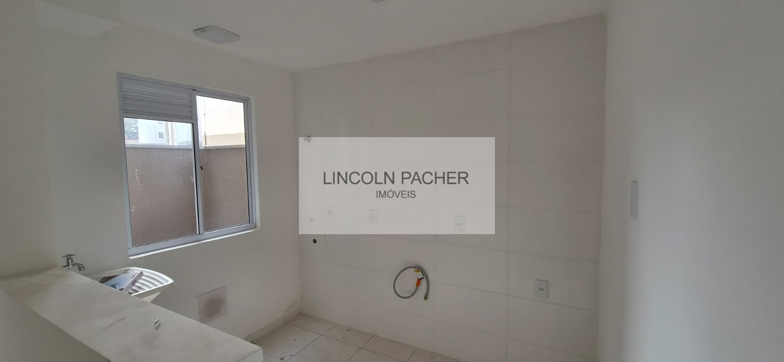 AP Térreo para locação, próximo ao hospital do Rocio