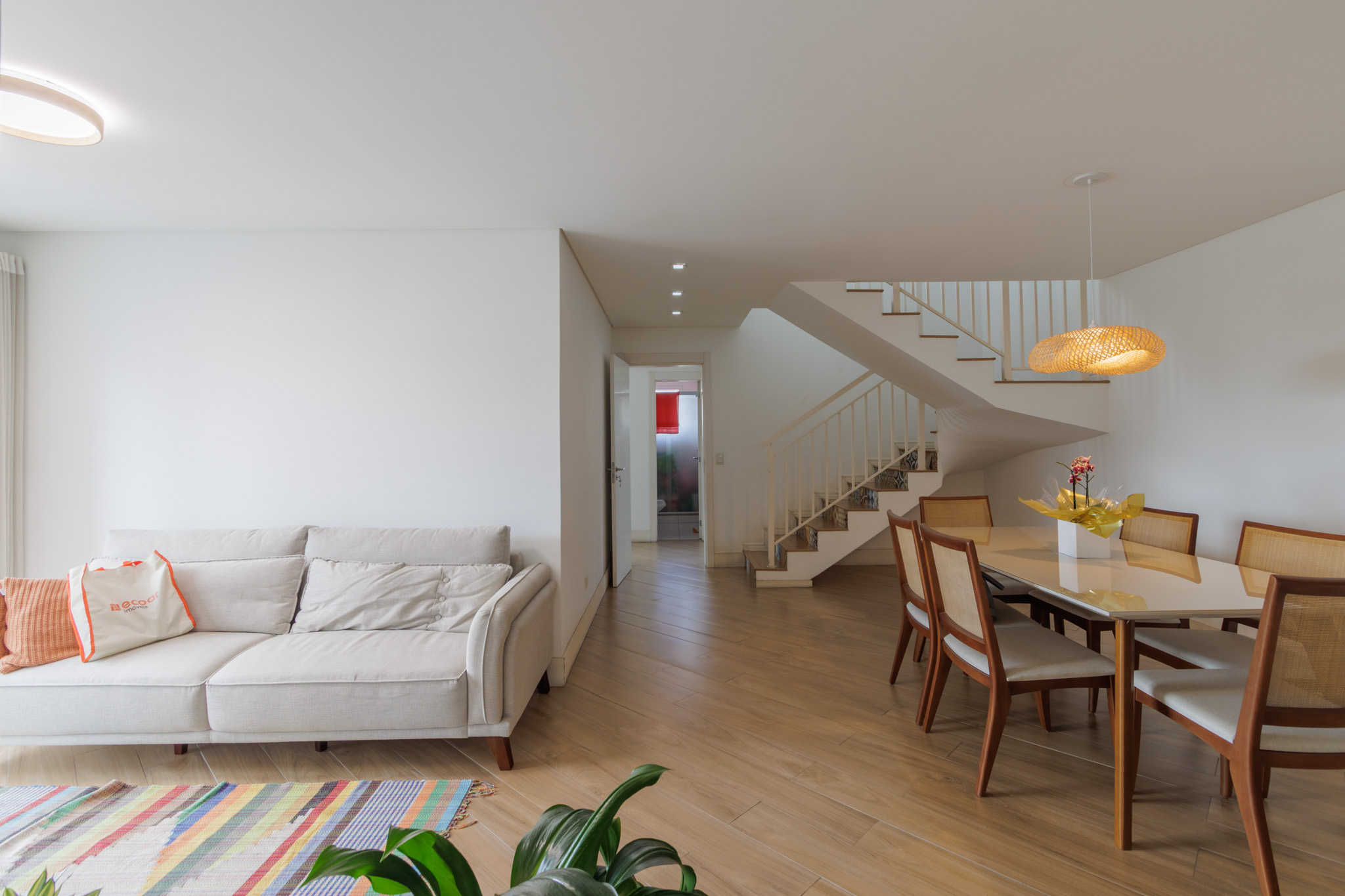 Duplex com terraço no Água Verde