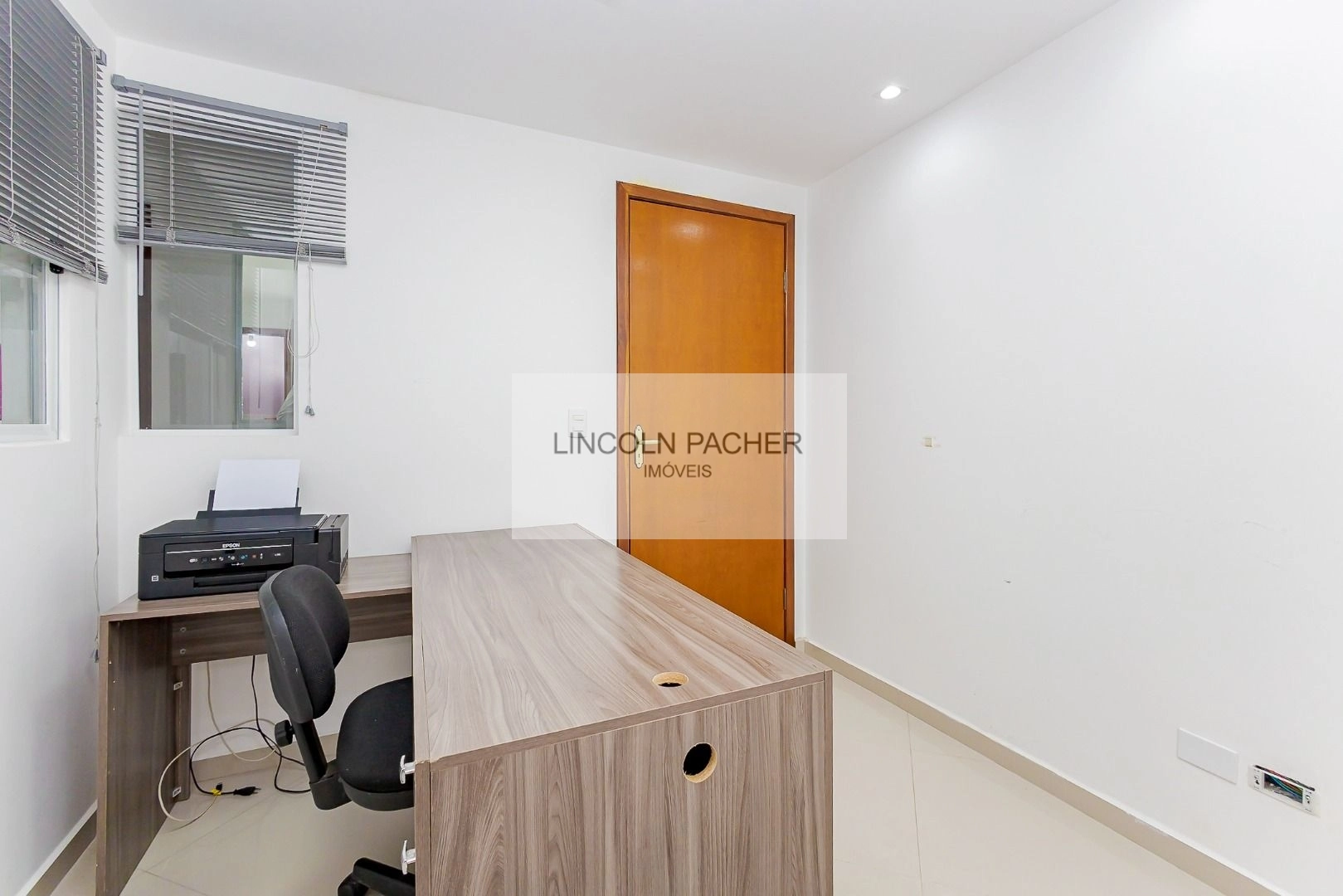 Sala comercial para locação 