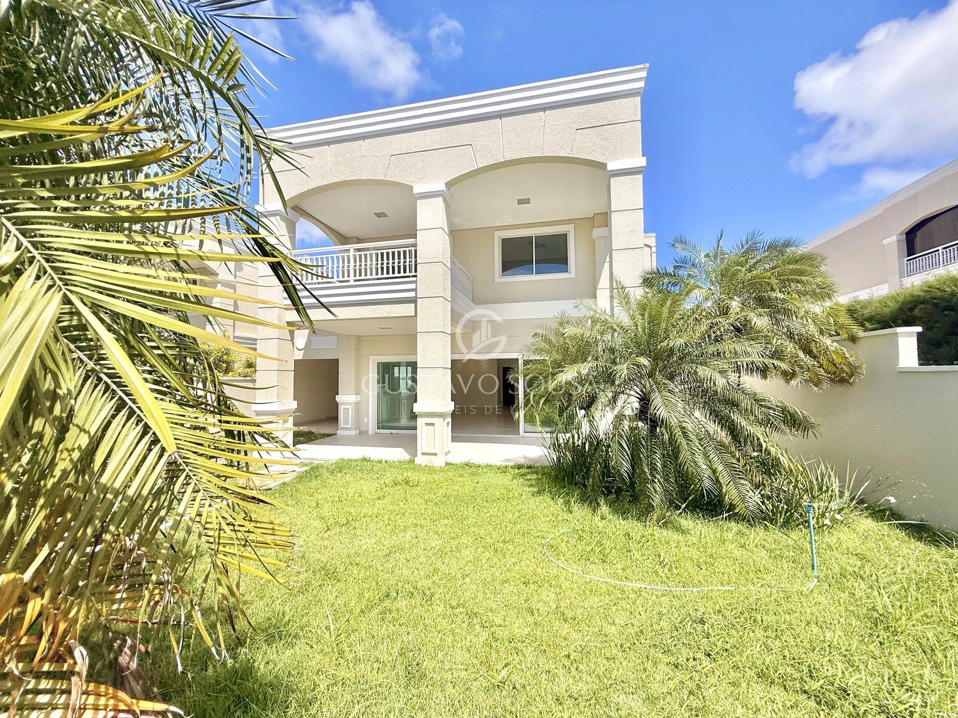 Casa Duplex 250m2 nas Dunas em condomínio exclusivo! 