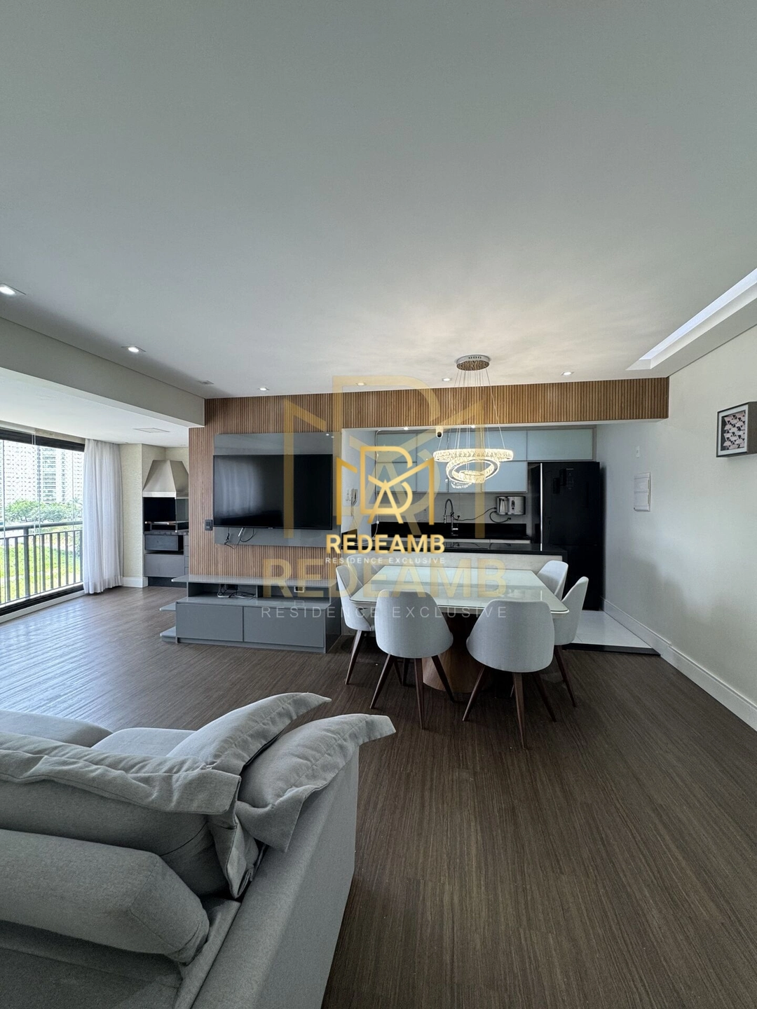 Apartamento a Venda no Condomínio Bellagio - 96m2 - 3 dorms sendo 1 Suite Mobiliado
