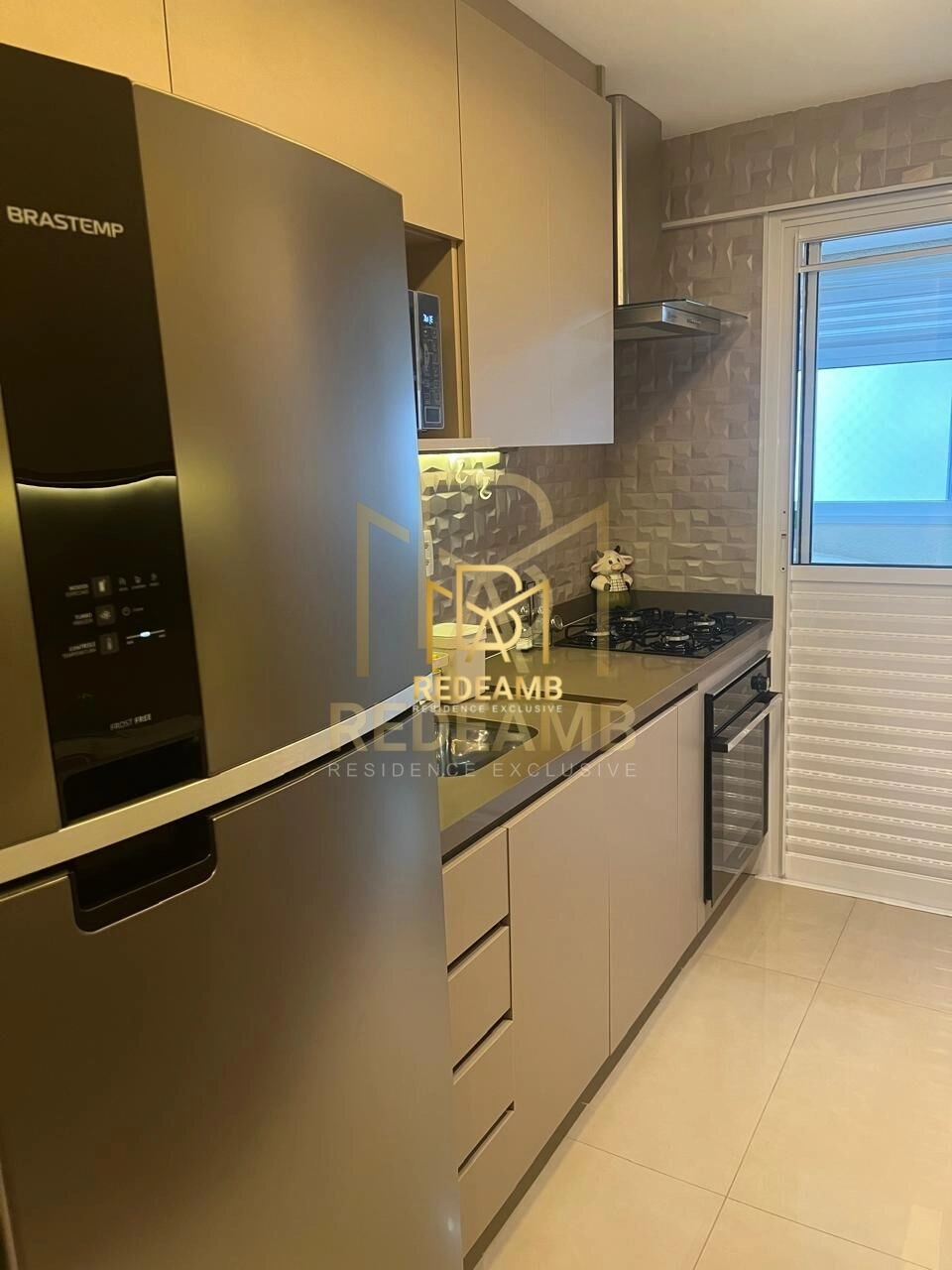 Apartamento Studio  com 43 m², 01 dormitório, sendo 01  suíte no Condomínio Splendya II, no bairro Melville Empresarial II, Barueri/SP