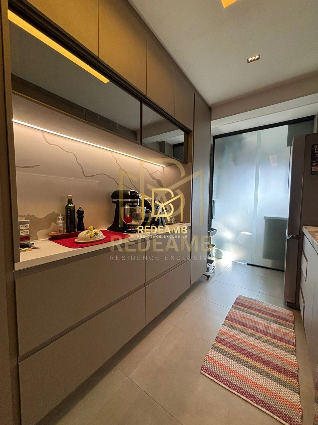 Apartamento Alto Padrão a Venda de 123m2 com 3 Suítes no Condomínio Level Alphaville, Barueri/SP