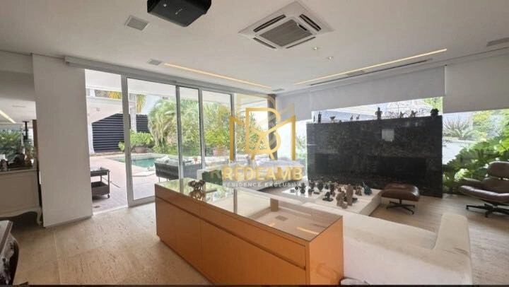 Casa Semi Mobiliada de Alto padrão para Venda com 5dormitórios no Melville em Alphaville - Santana de Parnaíba