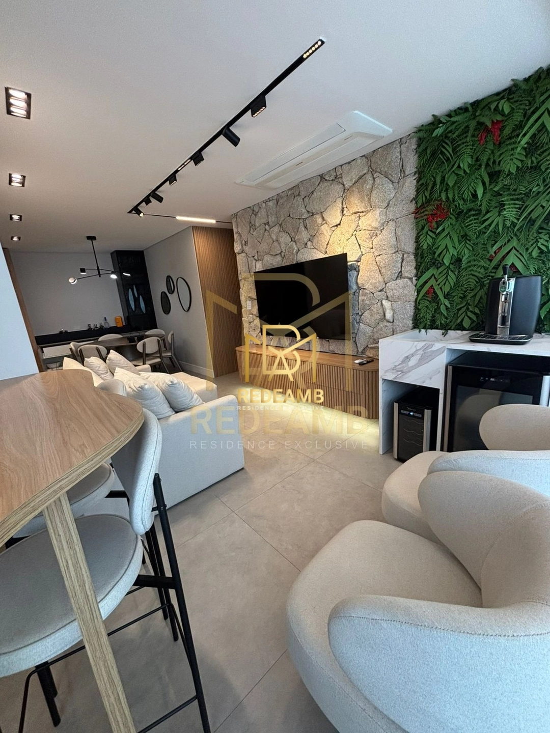 Apartamento Alto Padrão Mobiliado, com 90 m², 03 dormitórios, sendo 01 suíte - Condomínio Wave Alphaville - Barueri/SP