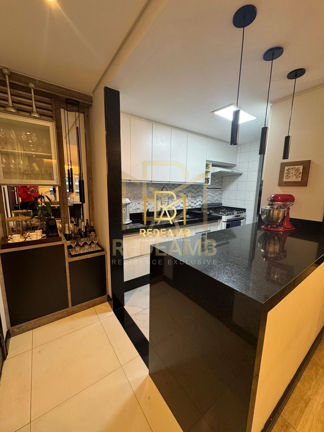 Apartamento a Venda no Condomínio Alpha Vita, 100m com 3 dormitórios sendo 1 Suíte com Sacada Gourmet com Churrasqueira em  Santana de Parnaíba/SP