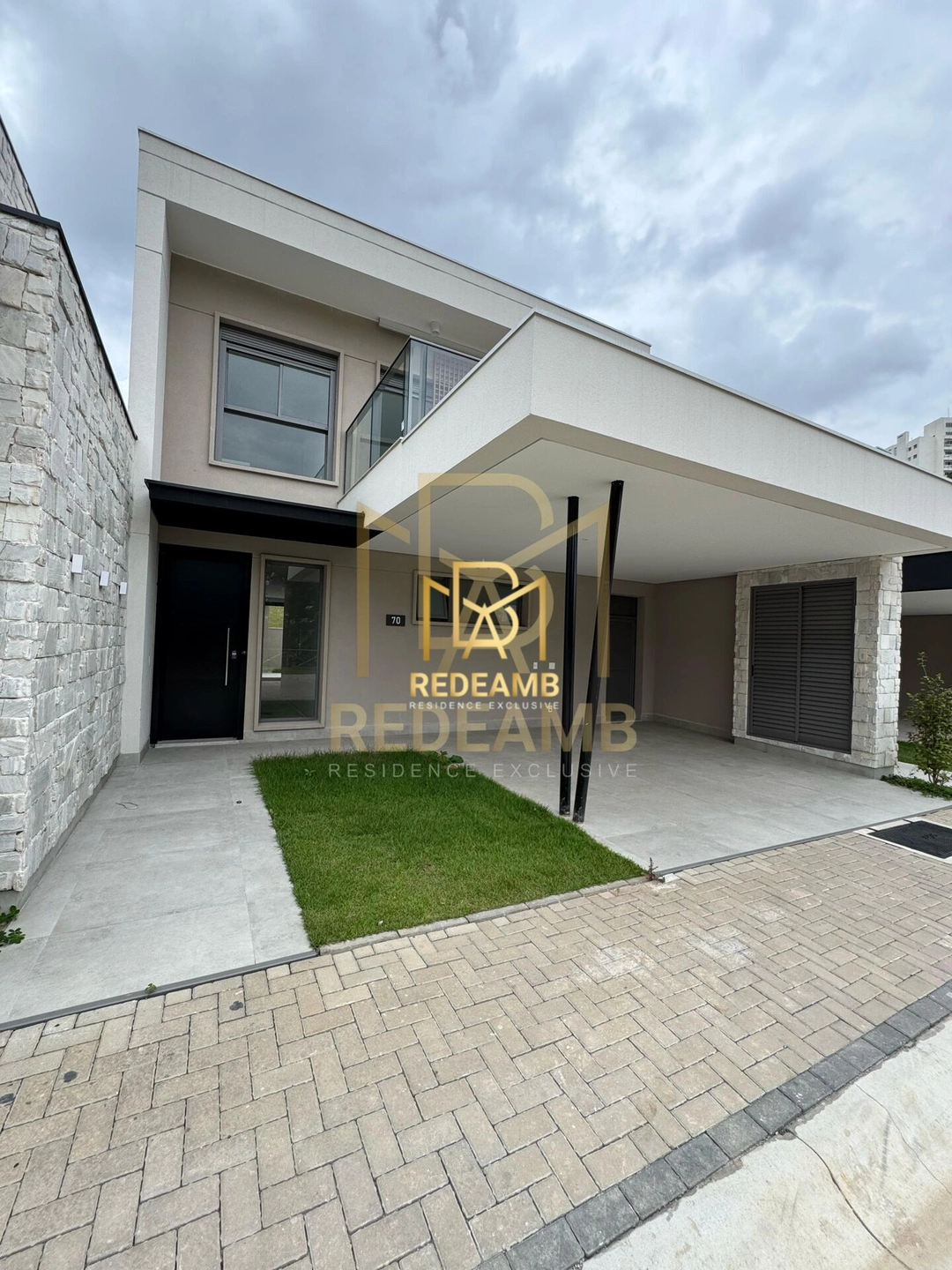 Casa a Venda no Condomínio Singulare de 230m no Tamboré em  Santana de Parnaíba/SP