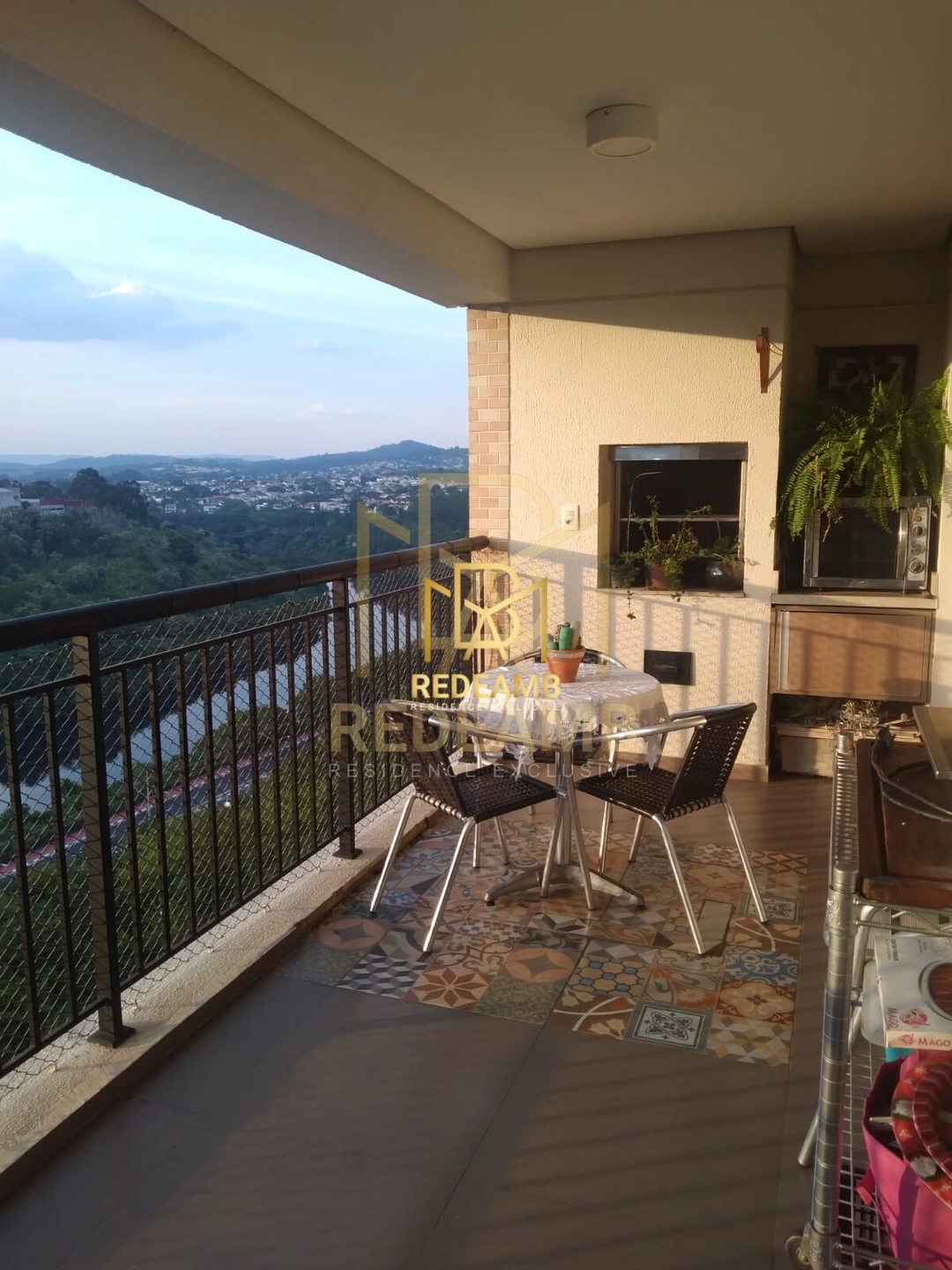 Apartamento Alto Padrão com 110m², 03 dormitórios,  sendo 02 suítes no Condominio Alpha Vita - Alphaville  - Santana de Parnaíba/SP
