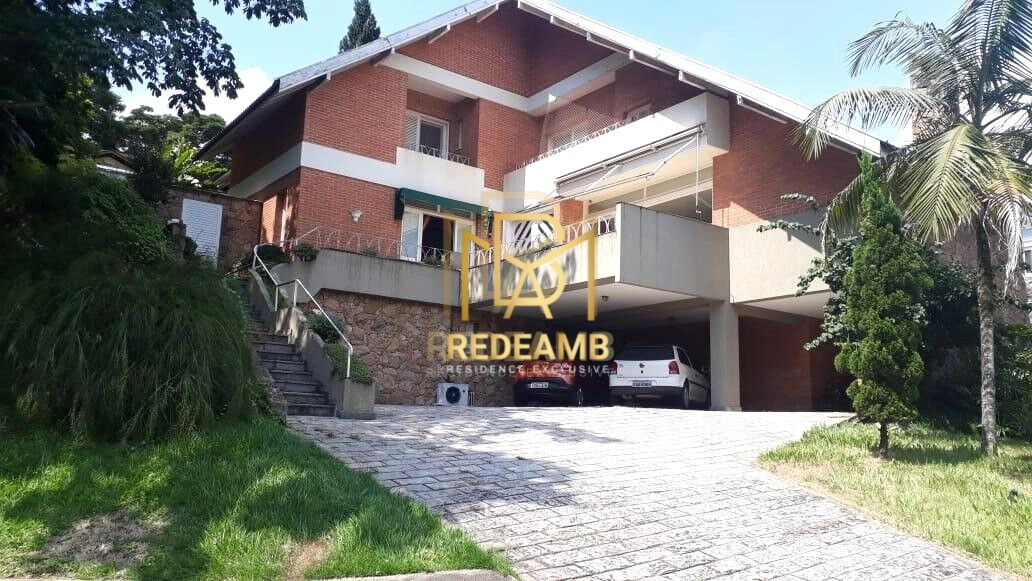 Luxuosa Residência no Alphaville 1