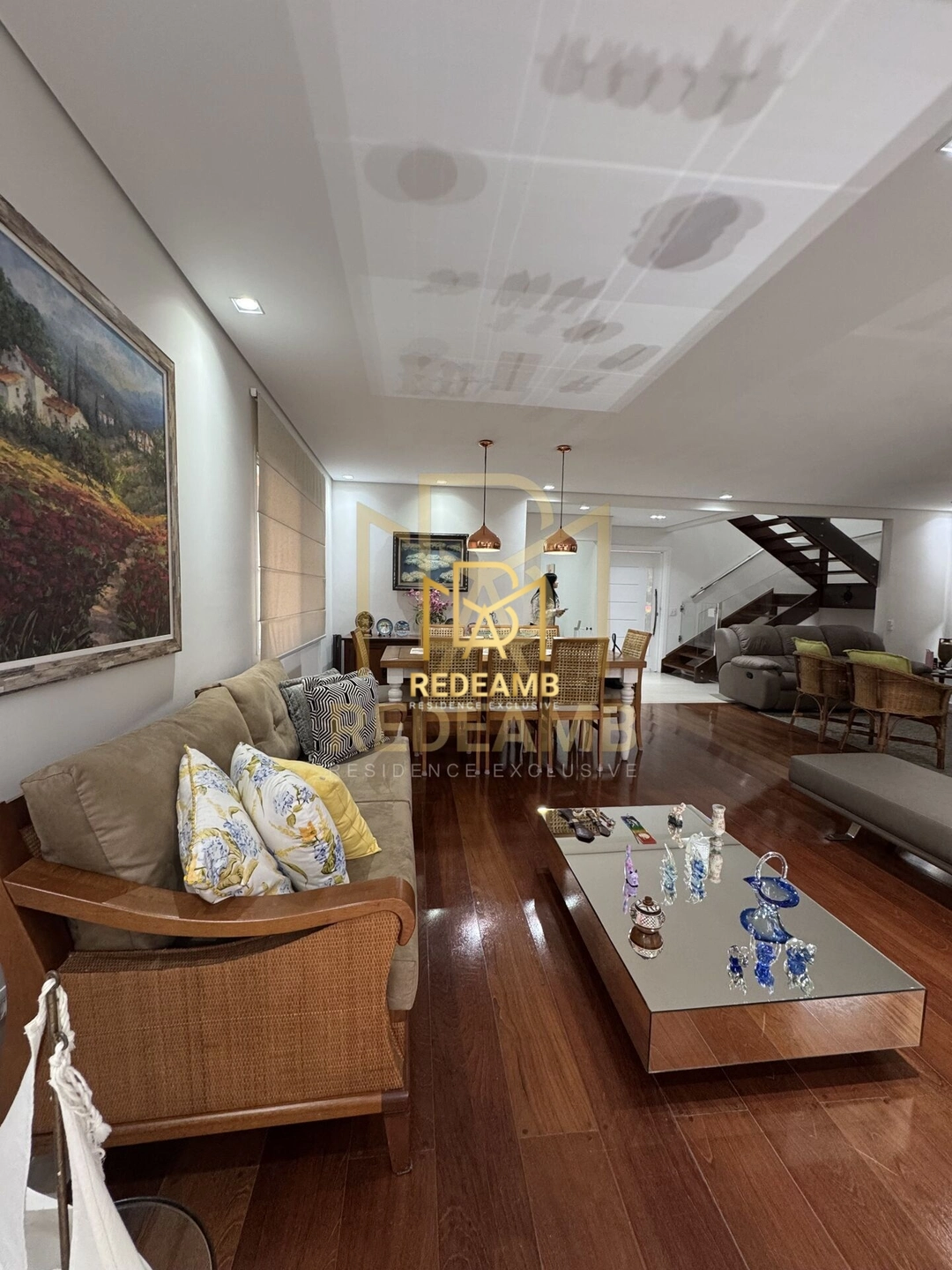 Oportunidade de Casa de Alto Padrão com 4 Suítes e Closet a Venda no Residencial  Alphaville 4 em Alphaville -  Santana de Parnaíba/SP