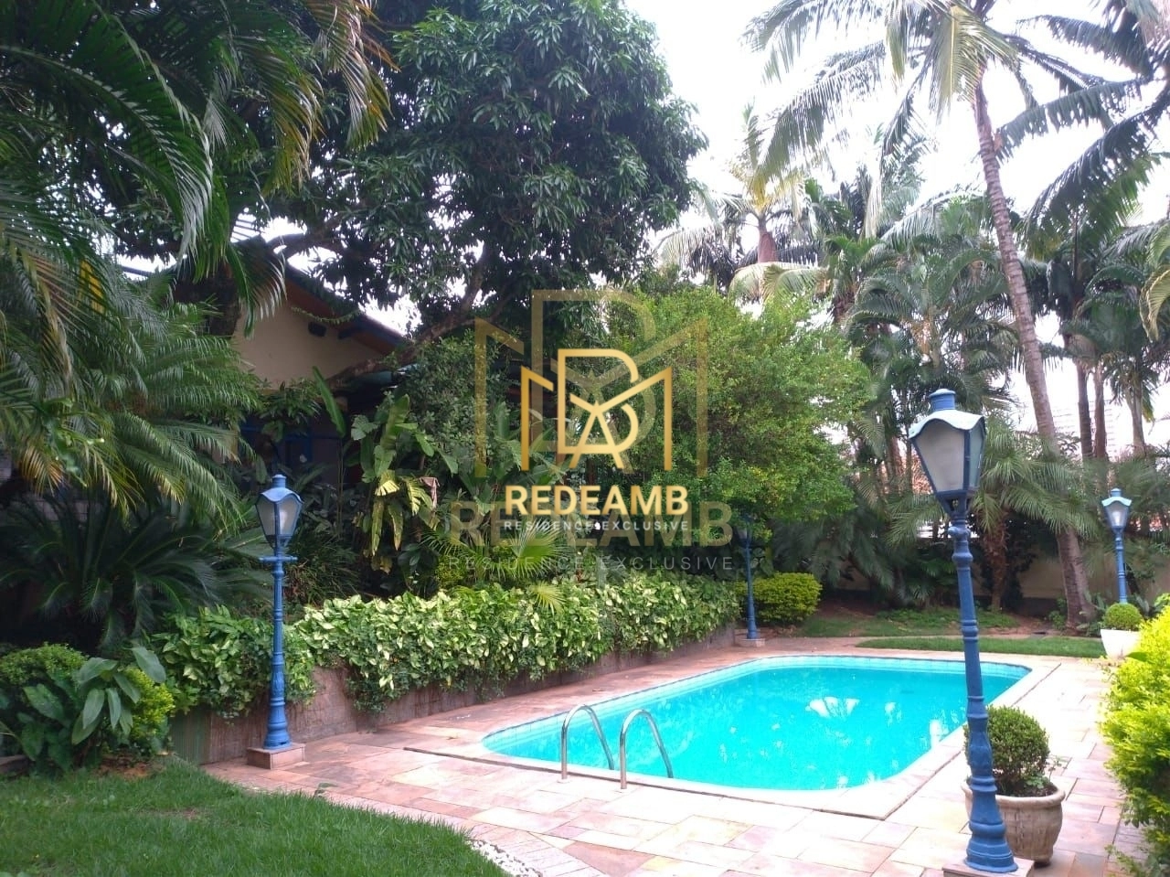 Casa a venda no Residencial Três em Alphaville