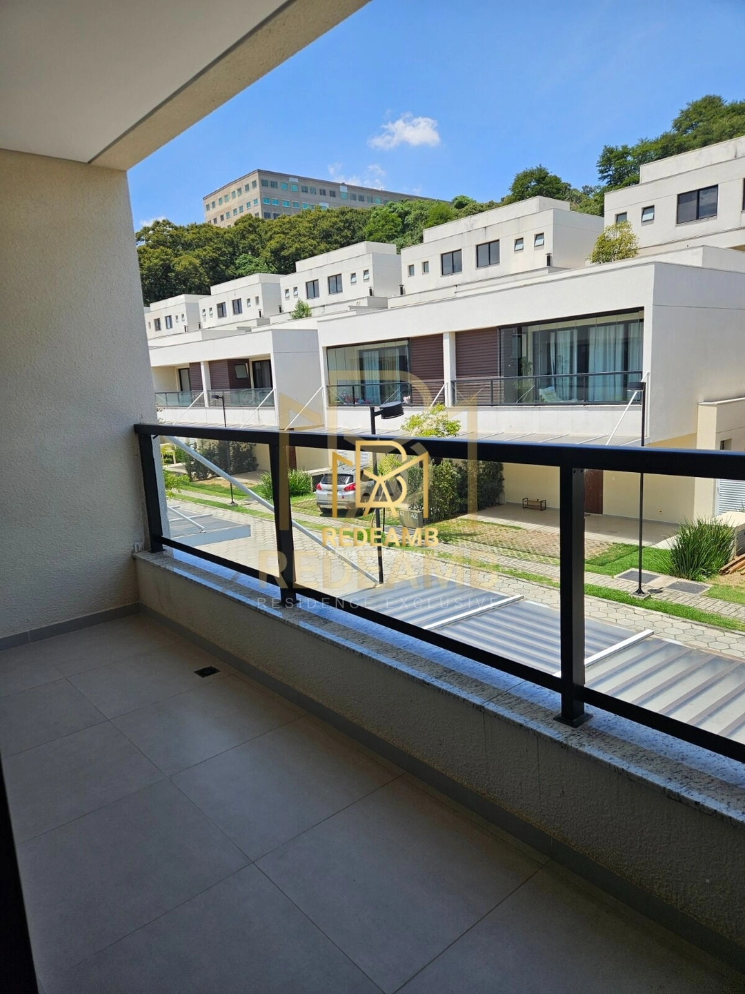 Casa de  Alto Padrão com 152 m², 03 dormitórios , sendo 03 suítes com ar condicionado - Condomínio Alphahouse1 - Alphaville - Santana de Parnaíba/SP