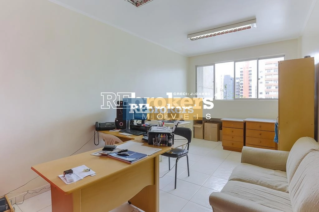 Conjunto comercial, com 2 salas, a Venda, no Centro de Curitiba. REbrokers
