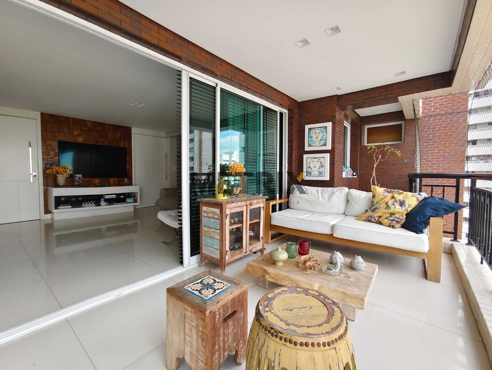 Apartamento à venda, 165 m², 3 suítes, lazer completo, 3 vagas, por R$ 2.150.000,00 no Bairro Cocó, Fortaleza-CE