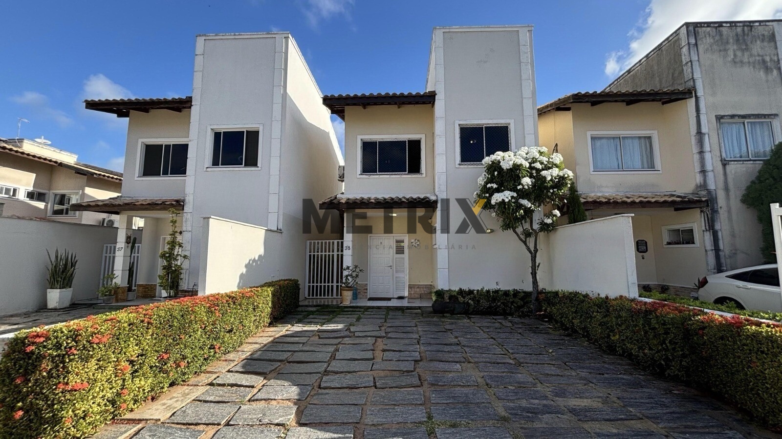Casa Duplex à venda, 110 m², 3 quartos, 2 suítes, 2 vagas por R$ 550.000,00