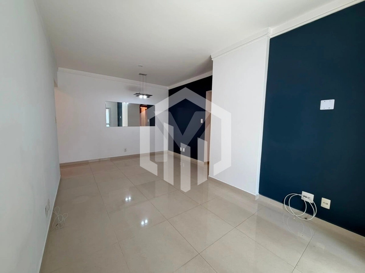 Apartamento semi mobiliado a 50m do mar no Canto do Forte, Praia Grande
