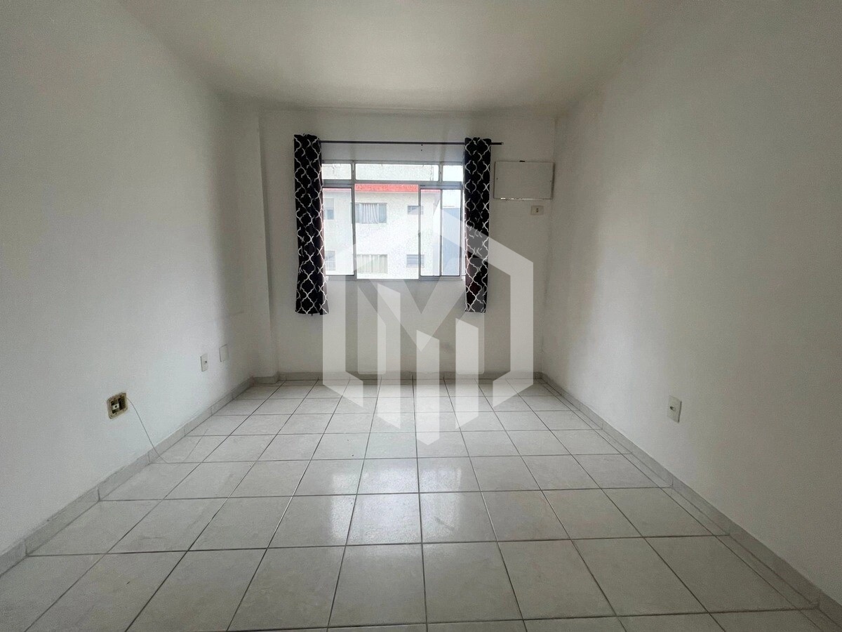 Apartamento de 1 dormitório no Boqueirão, 40m², vaga e aceita financiamento