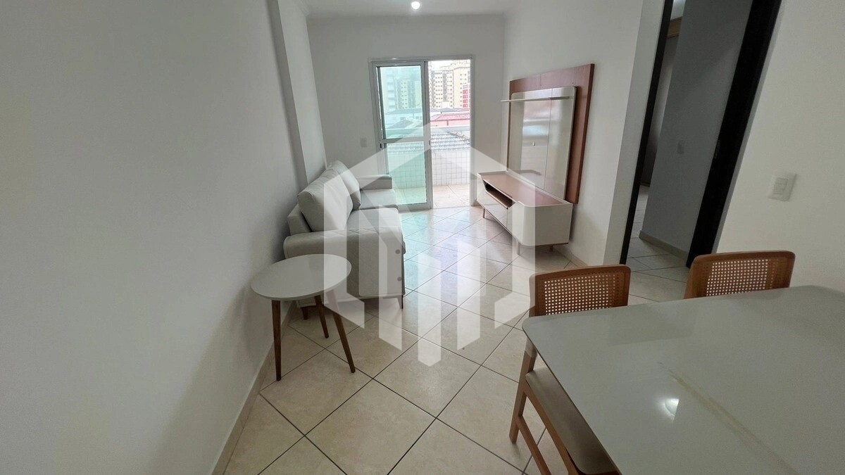 Apartamento mobiliado com 2 quartos a 50m da Praia em Praia Grande-SP