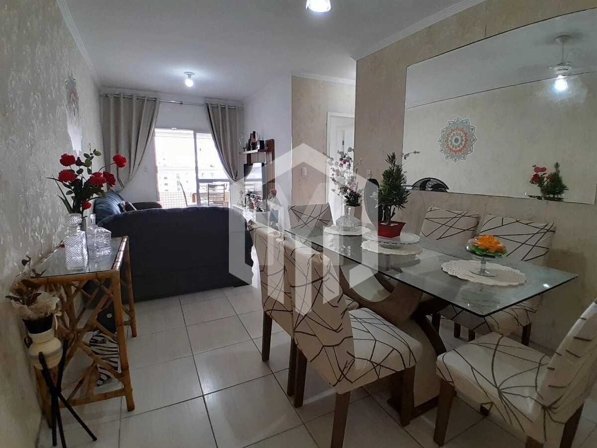 Apartamento com 2 dormitórios, suíte e sacada gourmet a 300m do mar em Praia Grande