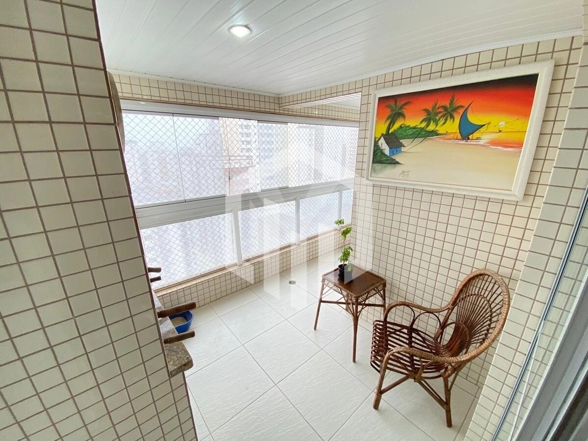 Apartamento de 2 dormitórios com suíte e vaga na Aviação, Praia Grande