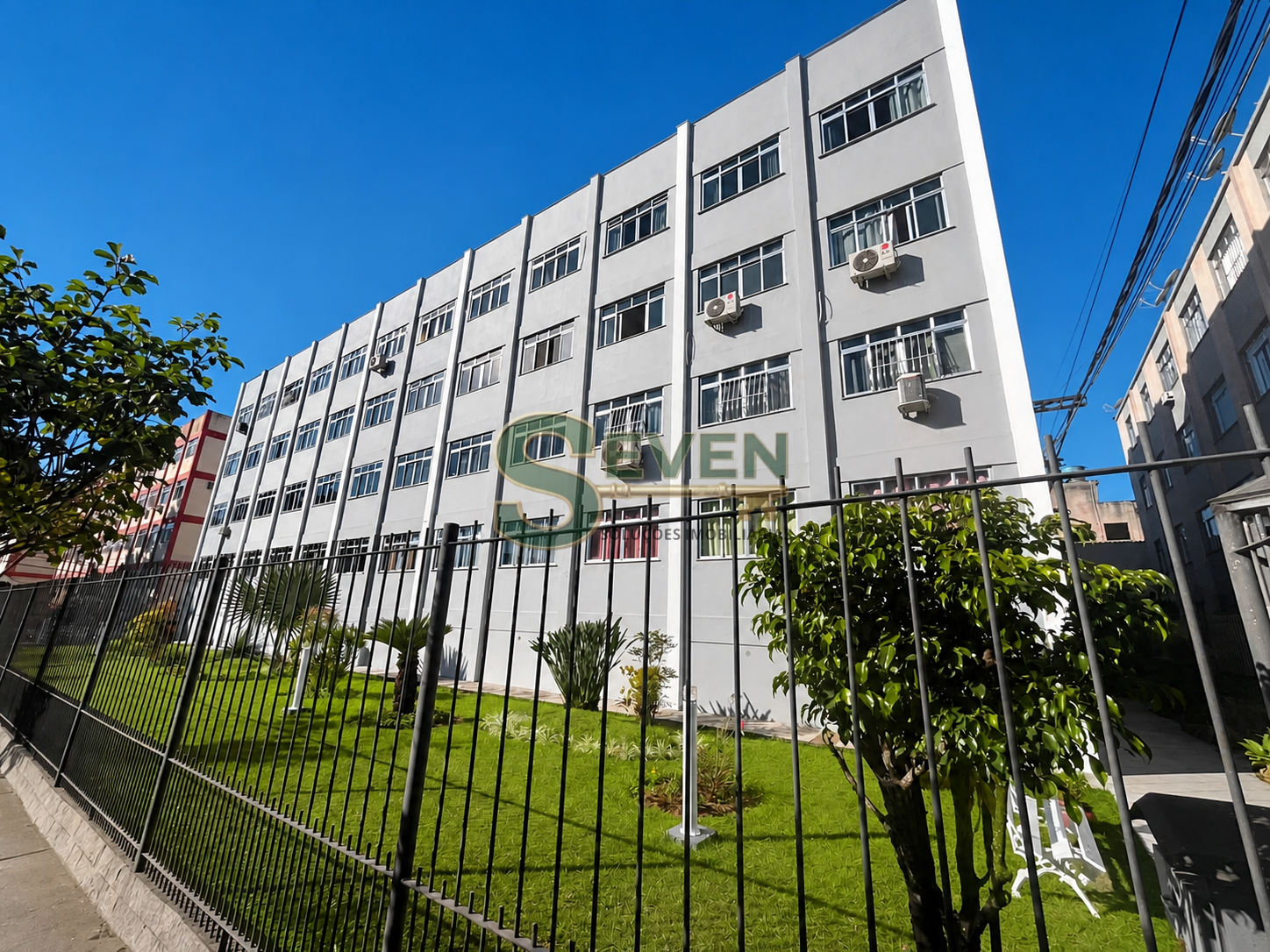 Apartamento | Venda e Aluguel | Colina
