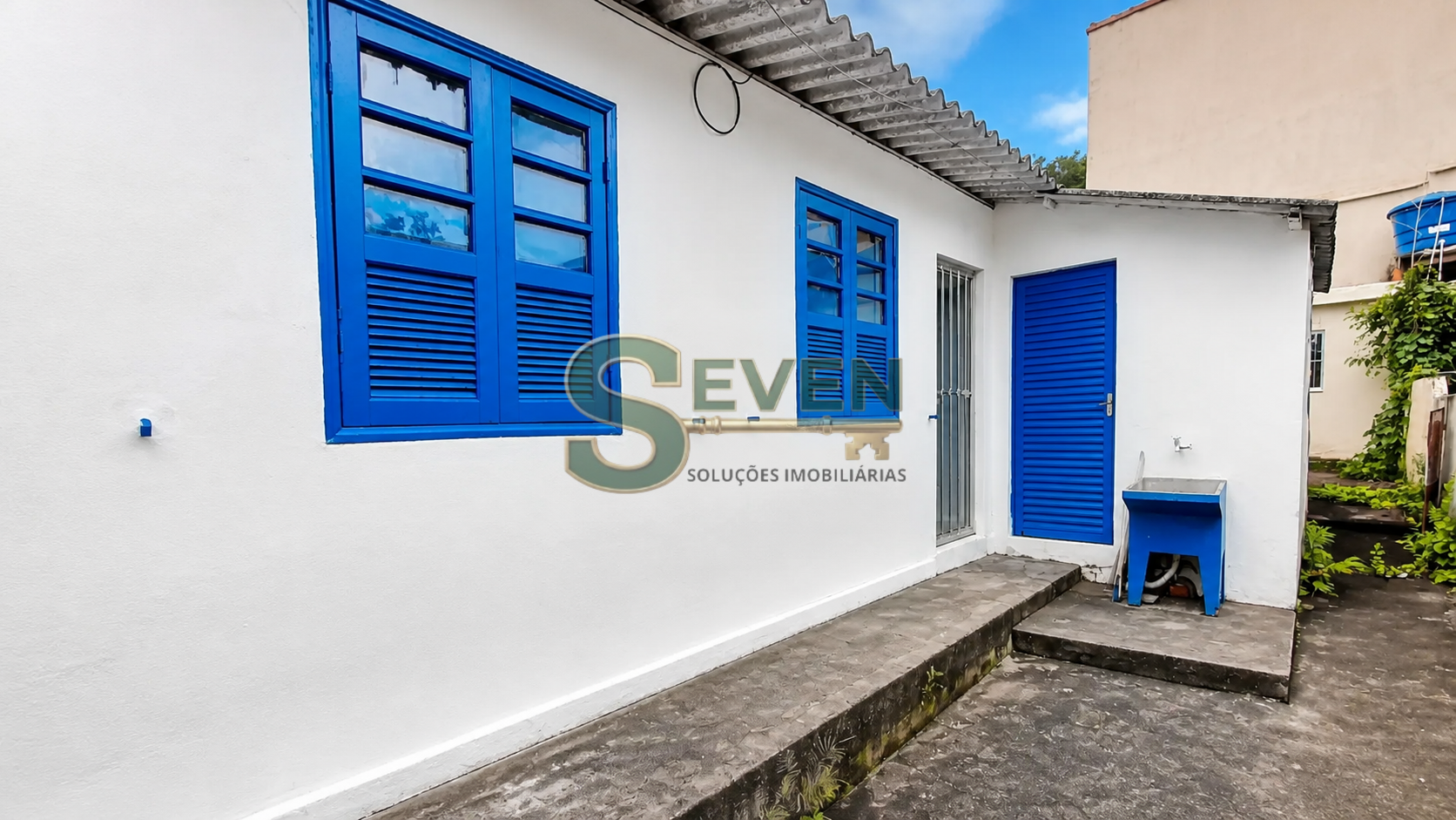 Casa com 1 dormitório para alugar, 29 m² por R$ 800,00/mês - Voldac - Volta Redonda/RJ