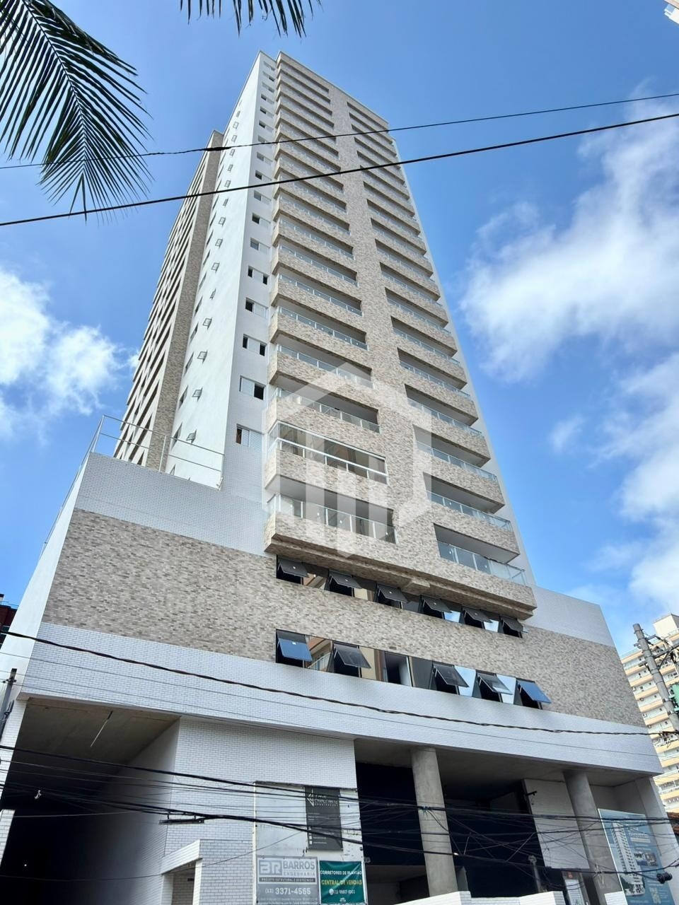 Apartamento com sacada gourmet e vista livre no Boqueirão, Praia Grande SP